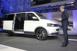 VW Multivan Alltrack koncept u Ženevi 2014.
