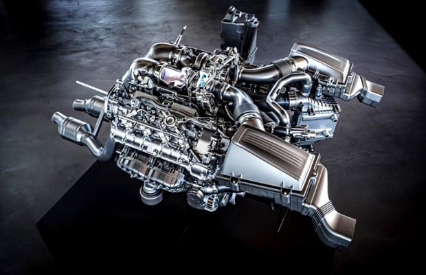 Mercedes 4.0-litreni V8 Twin-turbo motor 02