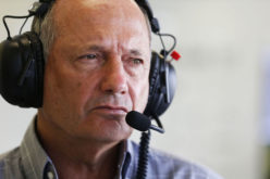 Ron Dennis: Mercedes isporučuje slabiji motor McLarenu!
