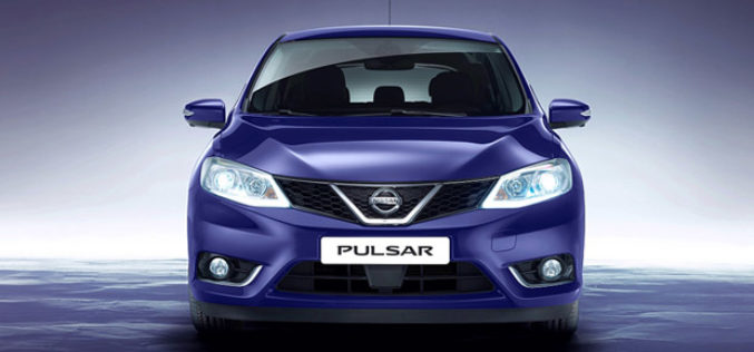 Nissan i Andres Iniesta u Barceloni ispratili prvi proizvedeni Nissan Pulsar