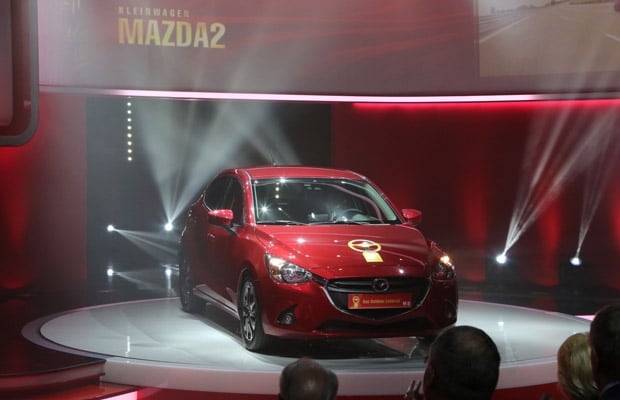 All-new_Mazda2_Golden_Steering_Wheel_2014__jpg72