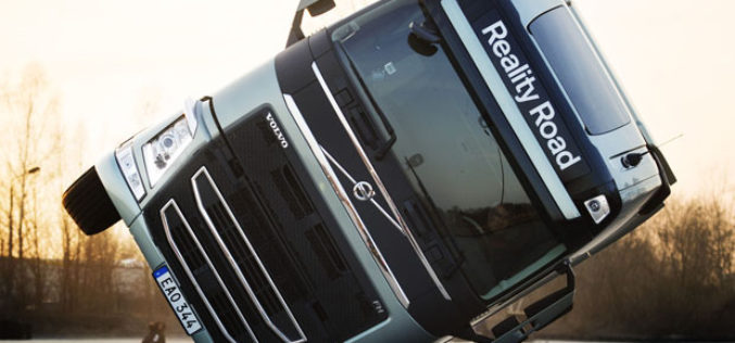 Reality Road: Hrabra akrobacija na dva točka sa kamionom Volvo FH