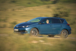 Test: Toyota Auris 1.6 D4-D Sport – Za klasu bolji