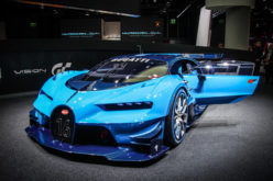 Bugatti Chiron bit će predstavljen na sajmu automobila u Ženevi 2016.
