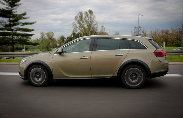 Test Opel Insignia Country Tourer 2.0 CDTI -620- 03