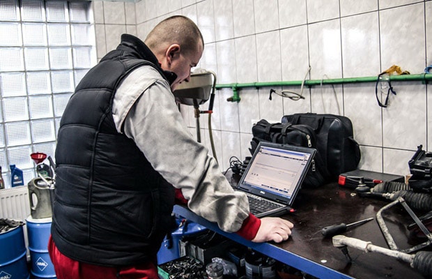 Adis Kum servers -620- 04