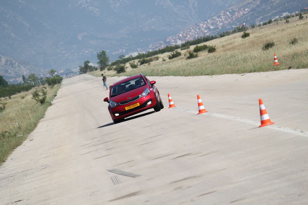 Test KIA Rio Spot sedan -2012- 21