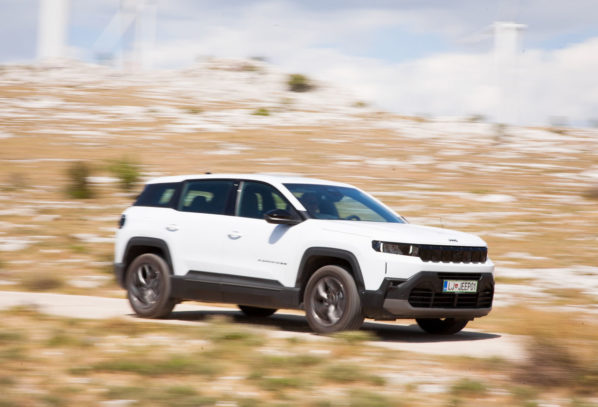 Test: Jeep Compass 1.2 e-Hybrid – Samo po imenu Amerikanac