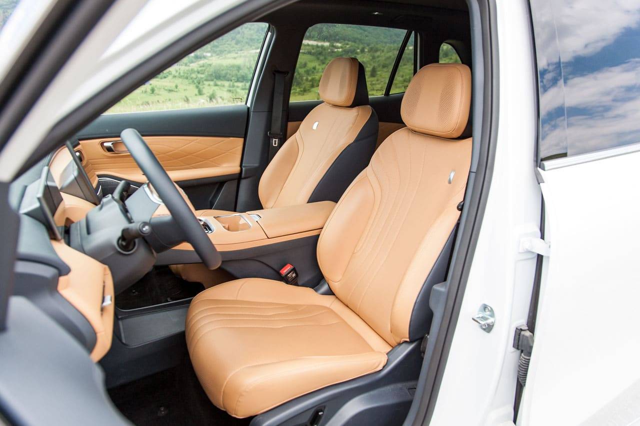 Test Geely Starray EM-i MAXX
