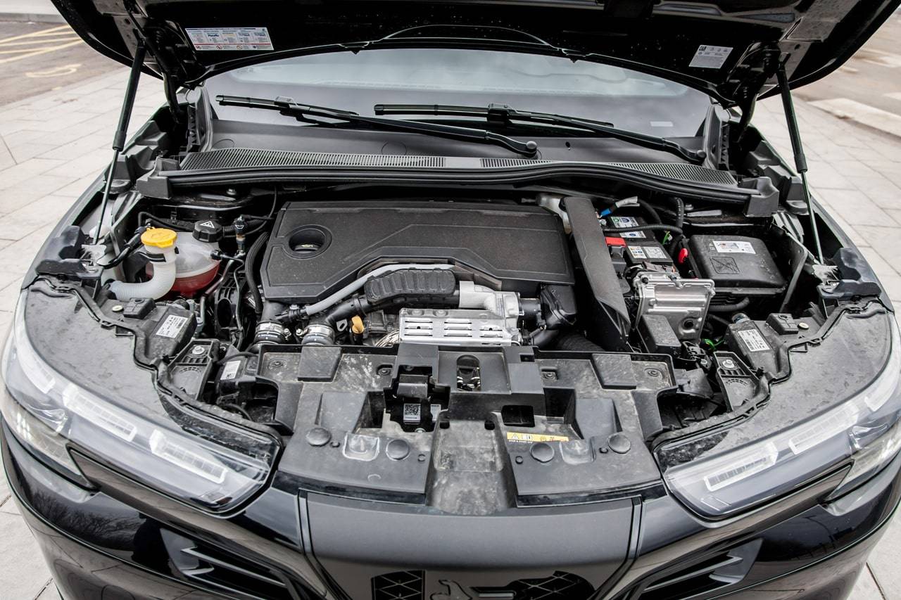 Test Alfa Romeo Junior 1.2 e-DCT6 MHEV Speciale