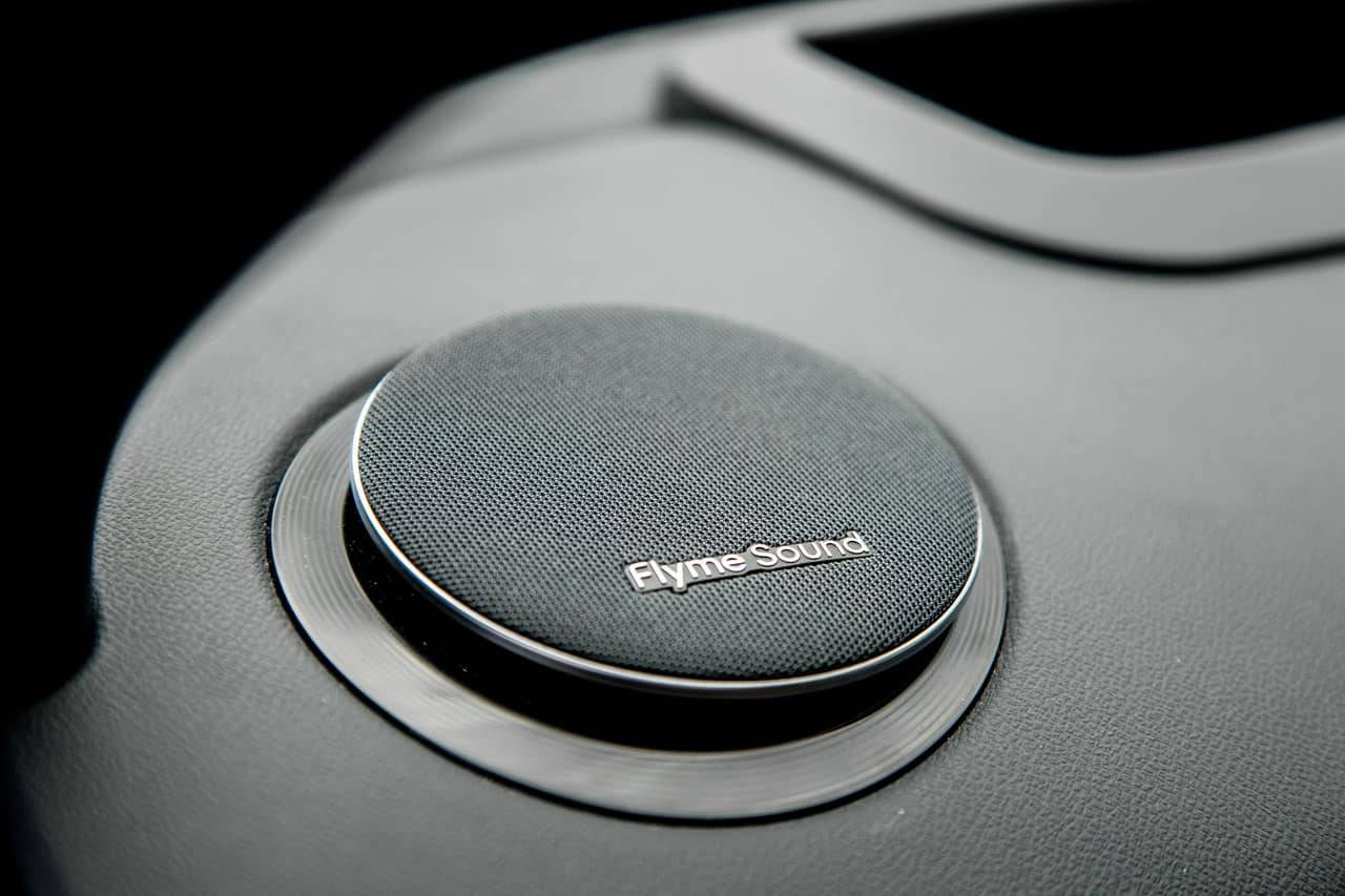 Test Geely Starray EM-i MAXX
