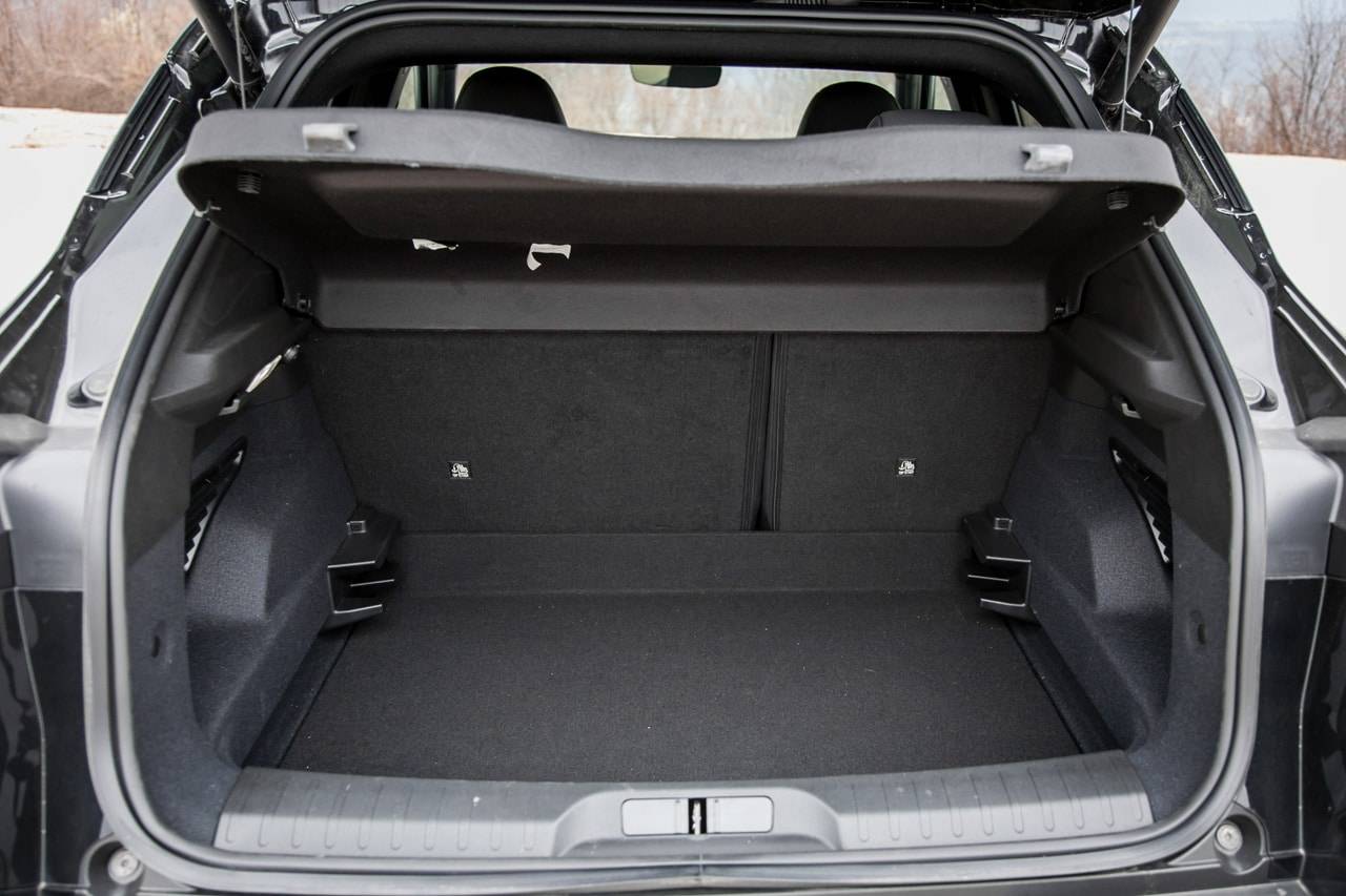 Test Alfa Romeo Junior 1.2 e-DCT6 MHEV Speciale