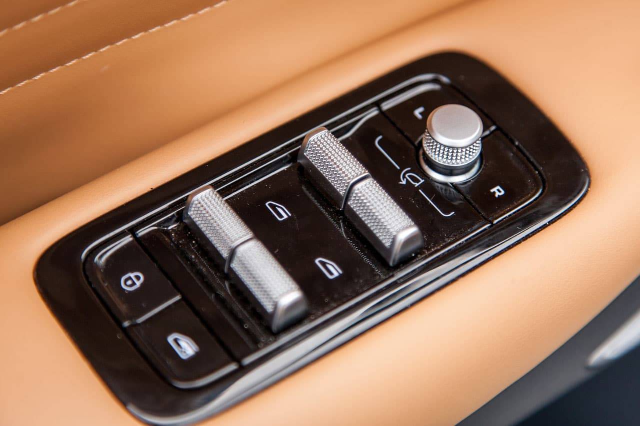Test Geely Starray EM-i MAXX