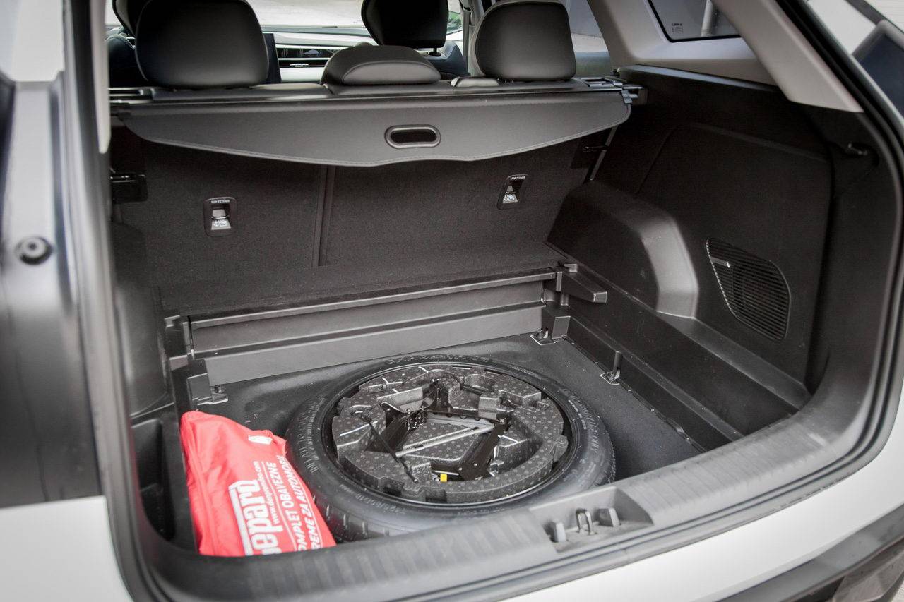 Test Geely Starray 2.0 AWD GF+, 2025.