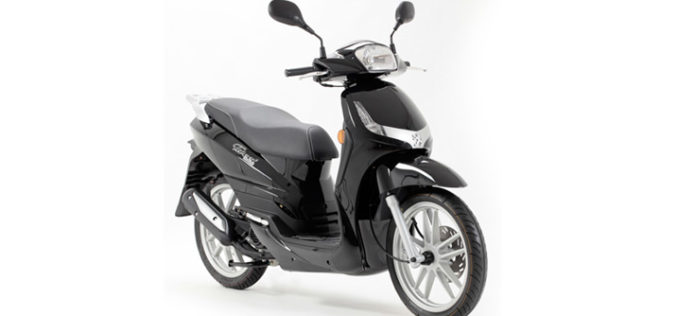 Tweet – Novi Peugeot skuter