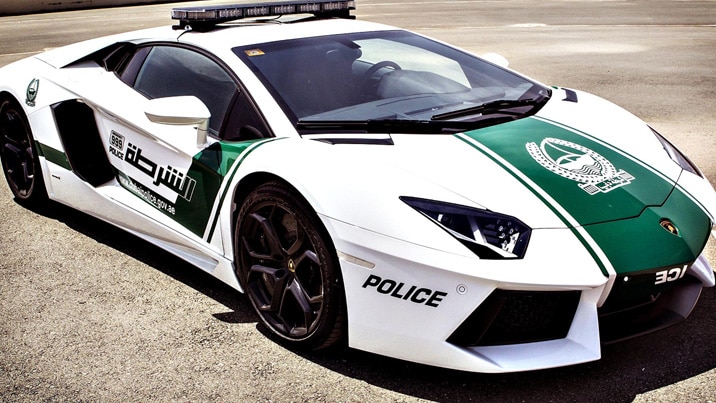 aventador policija