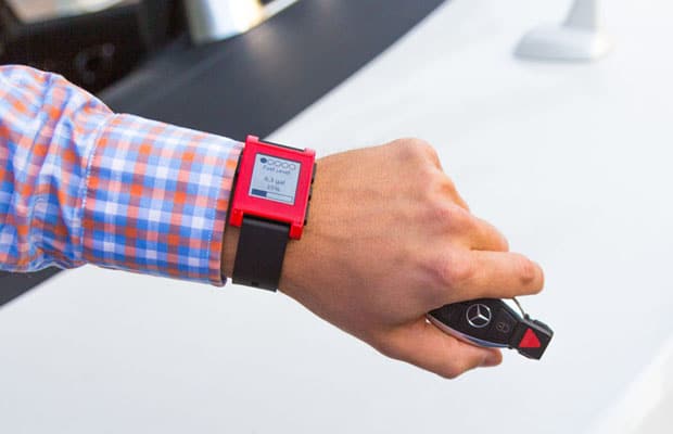 Mercedes i Pebble Technology C -03