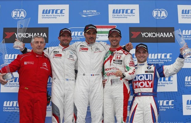 big2_587_PODIUM_RACE_1