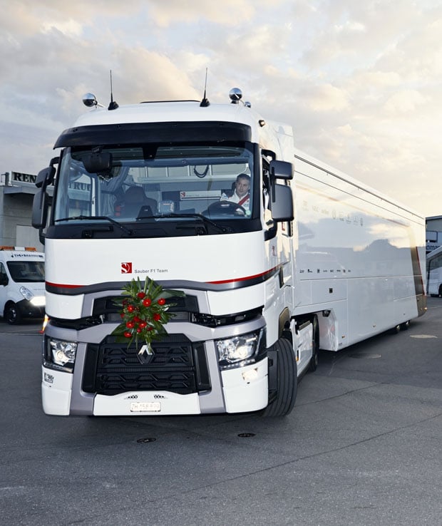 sauber_f1-team_renault_trucks_2014_(3)