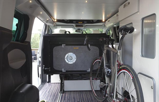 860133_240614-ford-f