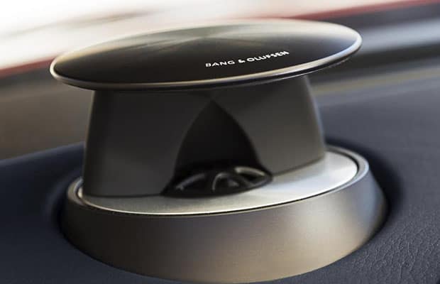 Aston Martin V12 Vantage S Roadster 07