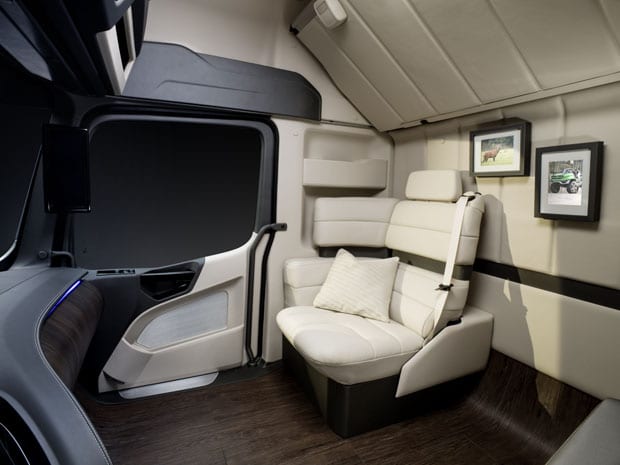 Mercedes-Benz Future Truck 2025