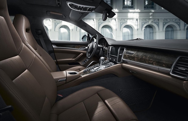 Porsche Panamera Exclusive 03