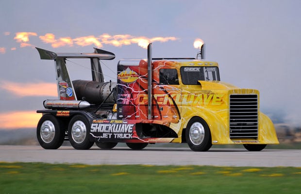 Shockwave Jet Truck 01