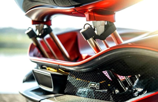 Satin Volcano Red McLaren P1 - 03