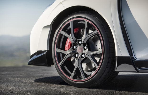 Honda Civic Type-RPhoto: James Lipman / jameslipman.comKaren Parry - UK