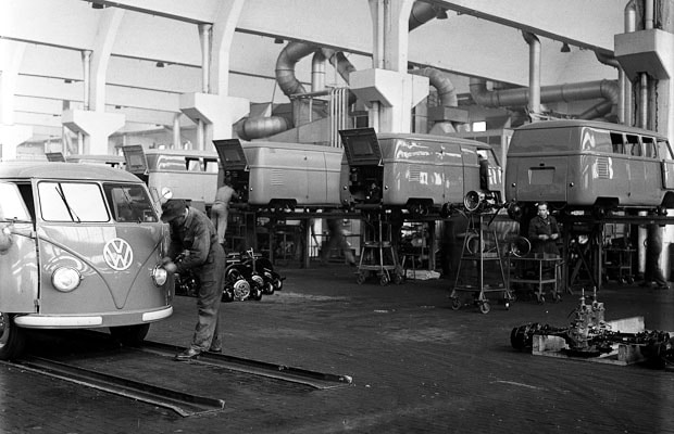 Volkswagen Transporter Bulli 02