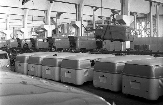 Volkswagen Transporter Bulli 04