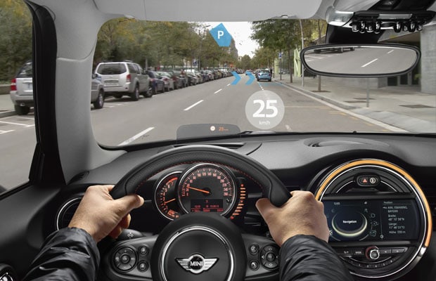 MINI Augmented Vision naocale 01