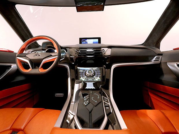 Mitsubishi XR-PHEV II 02