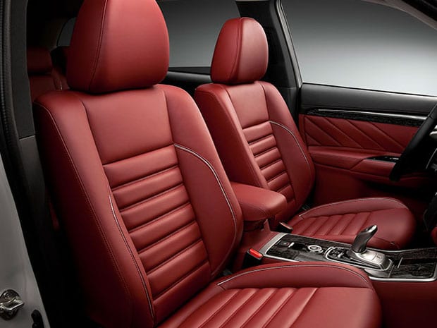 Mitsubishi XR-PHEV II 03