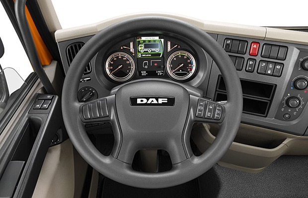 DAF-LF-2016-Edition-Interior-20151002-7-640