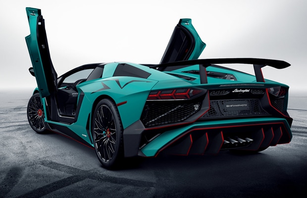 Lamborghini-Aventador-LP750-4-SV-Roadster-rear-three-quarters-left-leaked-image