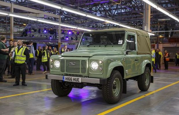 Land Rover Defender posljednji primjerak 01
