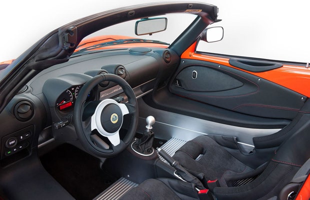 Lotus Elise Cup 250 02