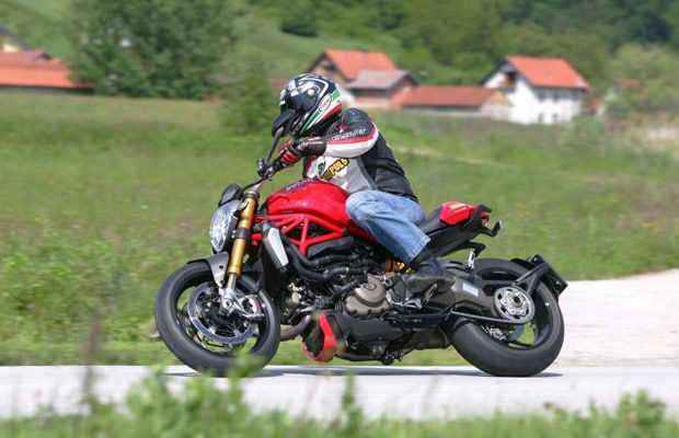 Test Ducati monster 1200s - 04
