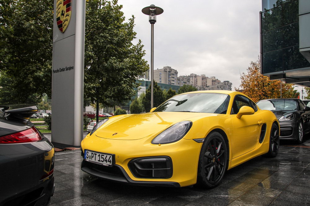 Porsche_road_tour_2015_-_02