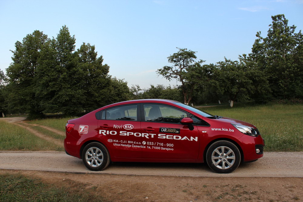 Test KIA Rio Spot sedan -2012- 03