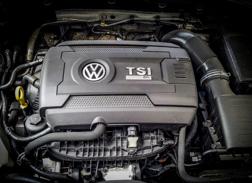 Test Volkswagen_Golf_R_-_Test_2015_-_25
