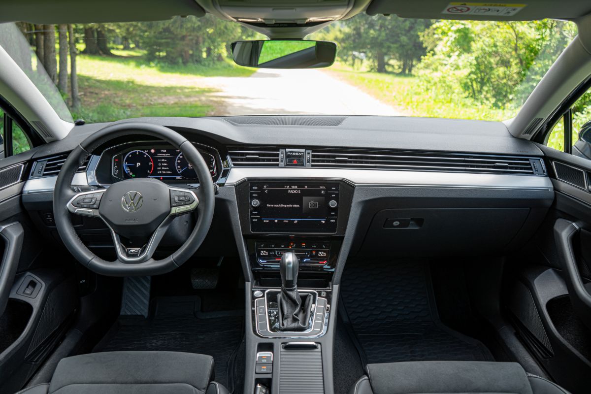 Test Volkswagen Passat 2.0 TDI R-Line facelift 2021 19