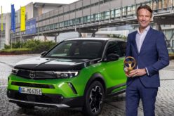 Nova Opel Mokka-e osvojila je nagradu „Zlatni volan 2021.“