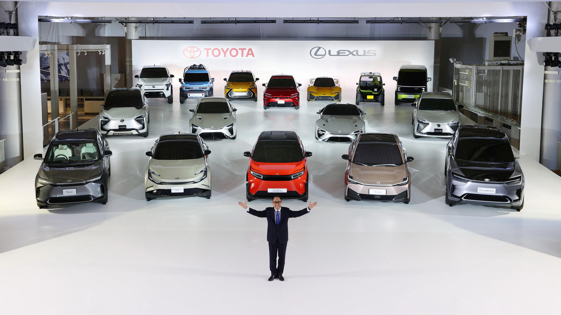 Toyota 30 elektricnih vozila