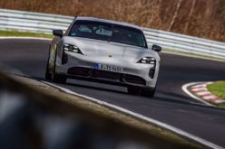 Porsche Taycan postavio novi rekord na Nürburgringu