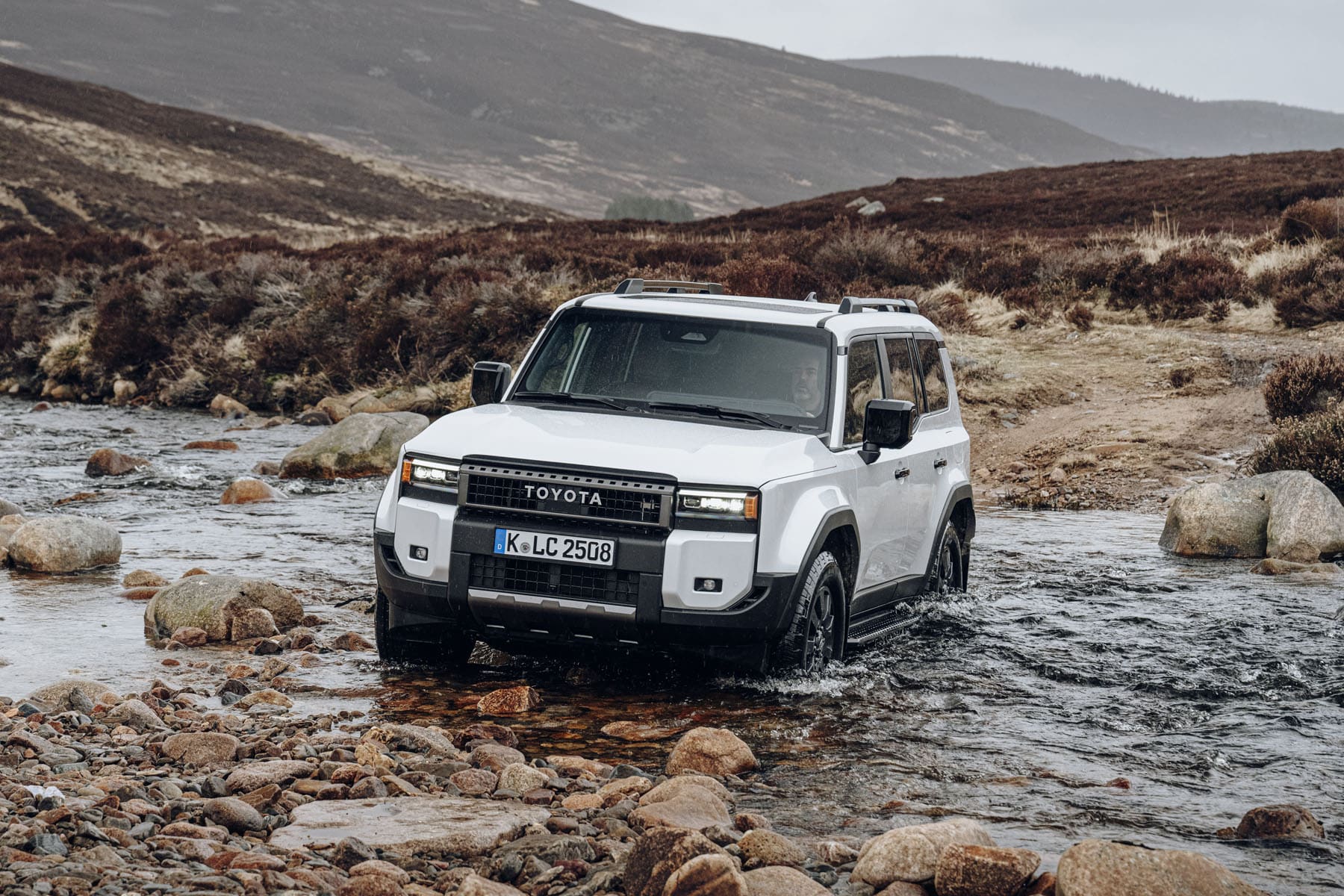 Toyota Land Cruiser, 2024.