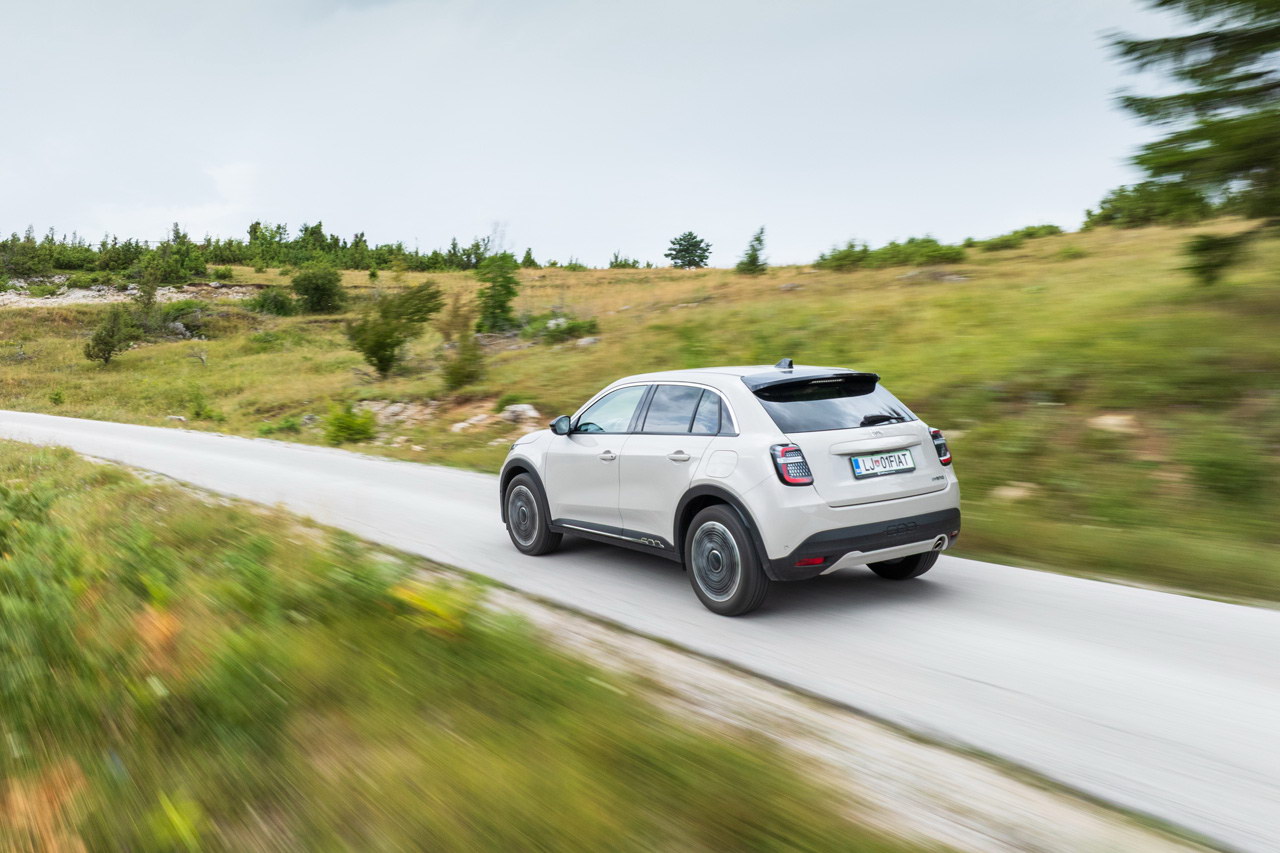 Test Fiat 600 hybrid La Prima