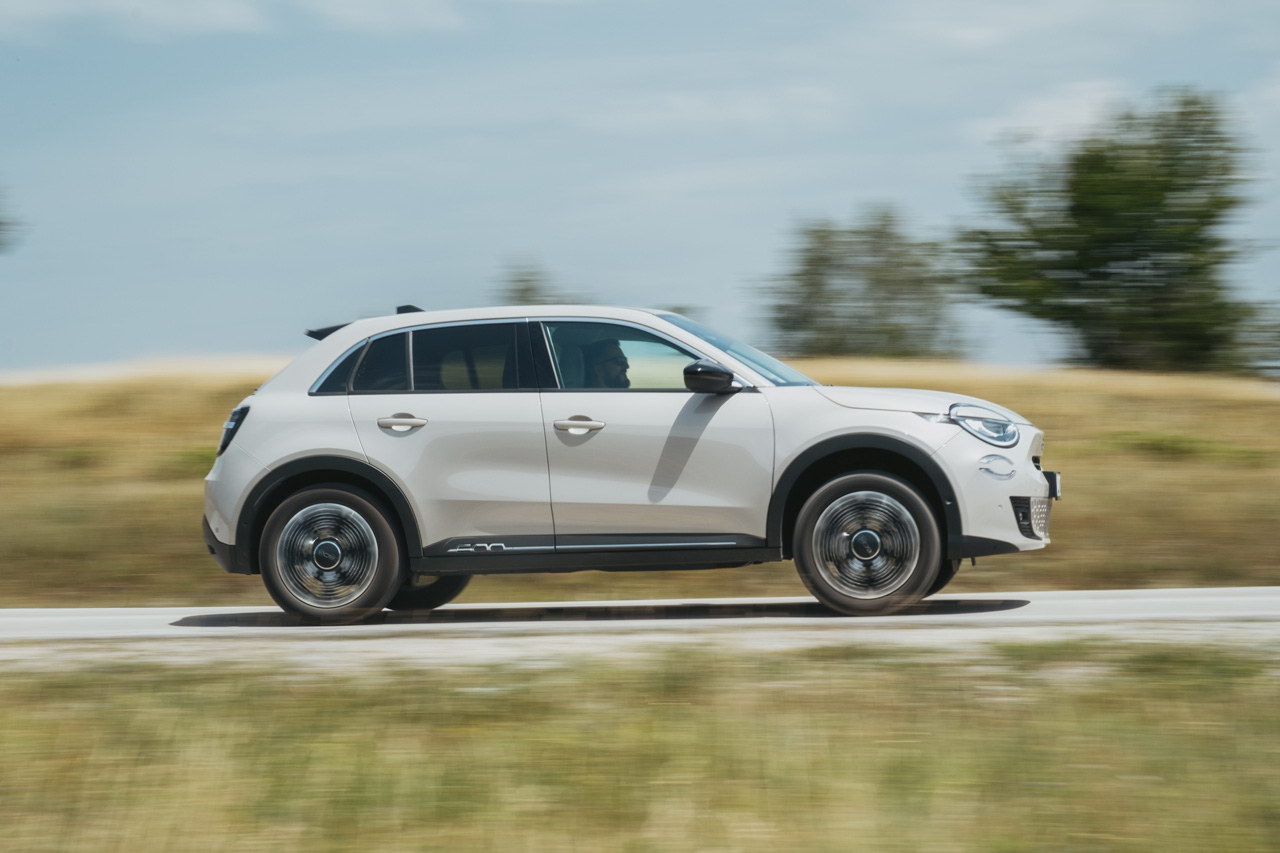 Test Fiat 600 hybrid La Prima